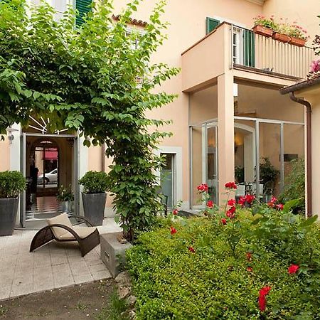 Hotel Novecento Пиза Экстерьер фото