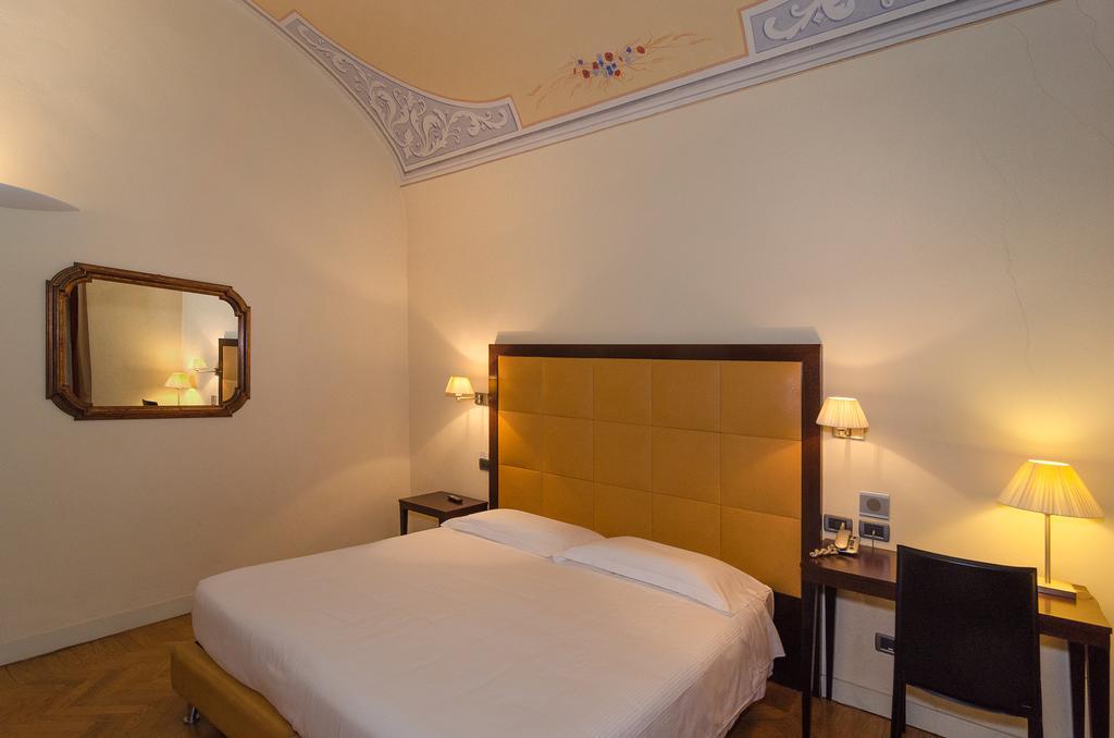 Hotel Novecento Пиза Экстерьер фото