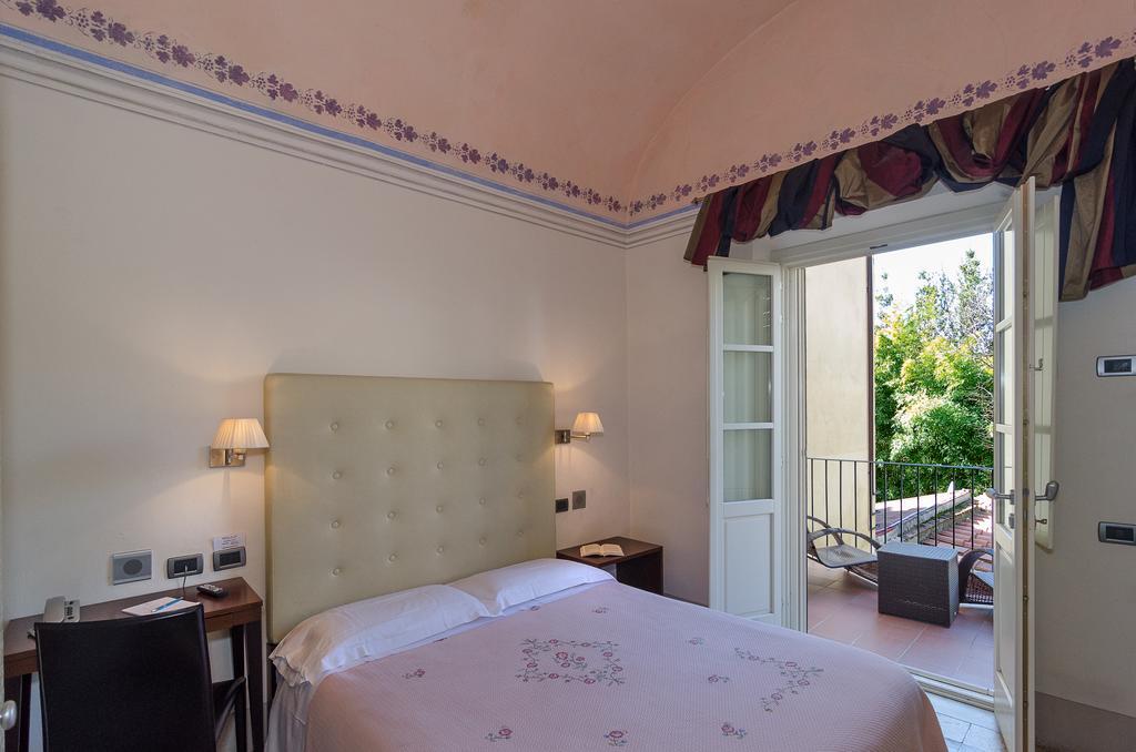 Hotel Novecento Пиза Экстерьер фото