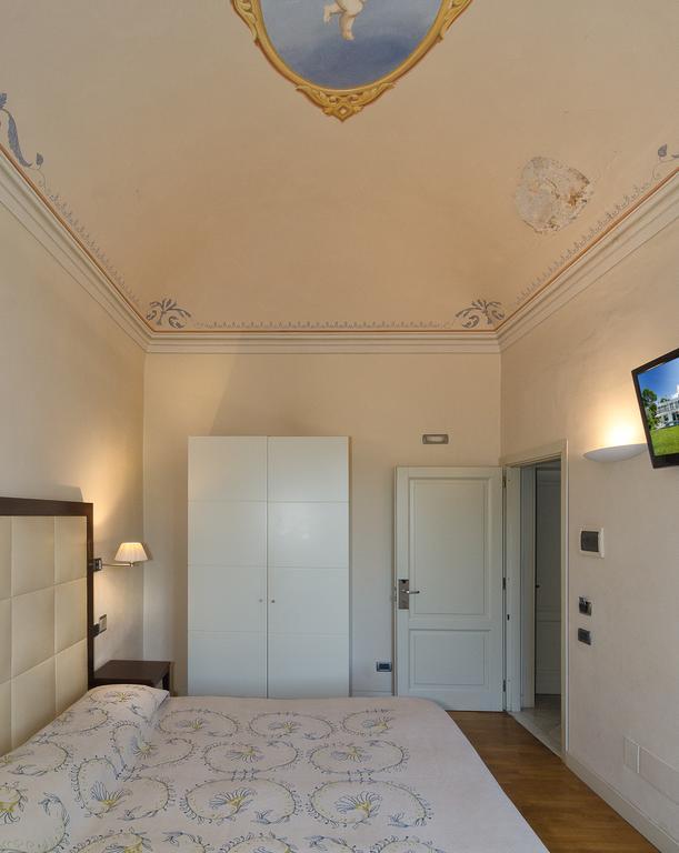 Hotel Novecento Пиза Экстерьер фото