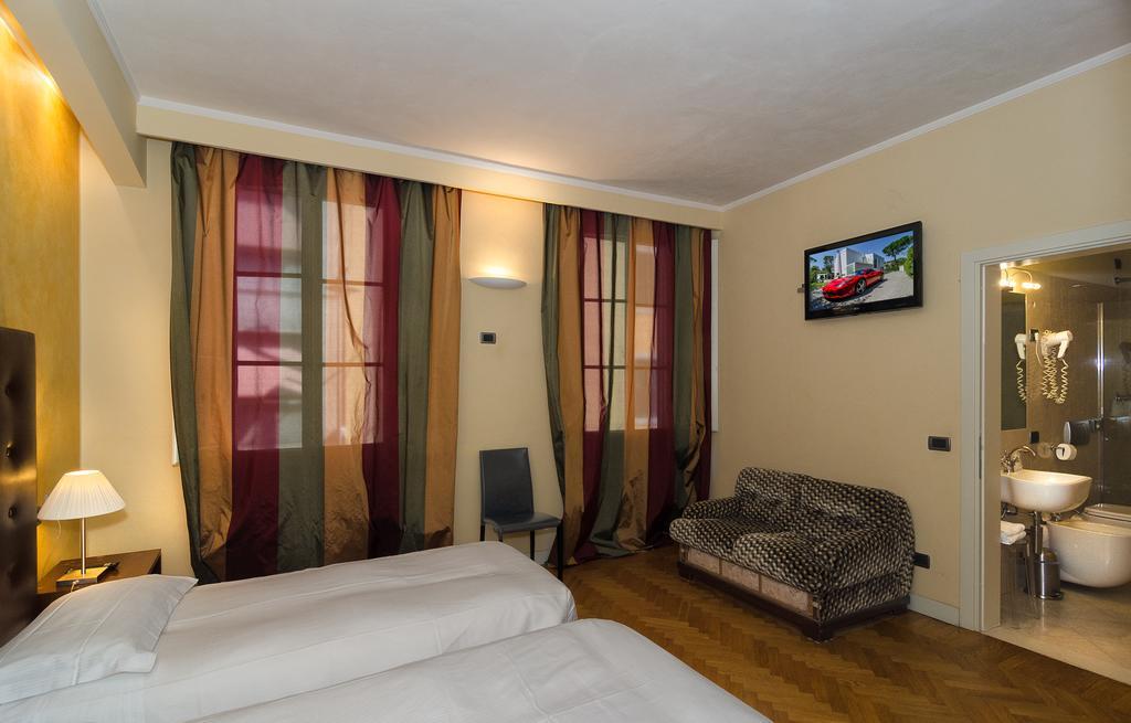 Hotel Novecento Пиза Экстерьер фото