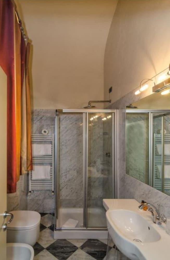 Hotel Novecento Пиза Экстерьер фото